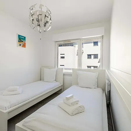 Modern, A C Duplex - 3bdr 6p - Apartmán